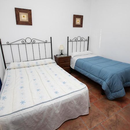 Hostal La Sierrezuela Posadas Exterior foto